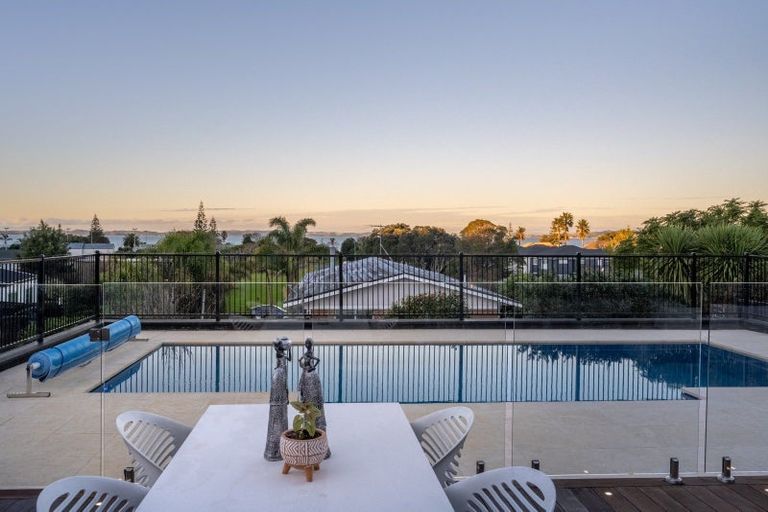 Photo of property in 14a Mccrystal Avenue, Bucklands Beach, Auckland, 2012