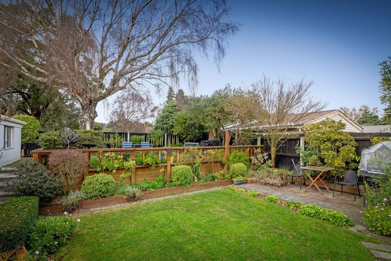 Photo of property in 42 Waratah Street, Avondale, Christchurch, 8061