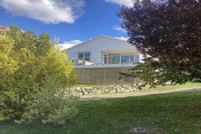 Photo of property in 41 Cheviot Street, Roxburgh, 9500