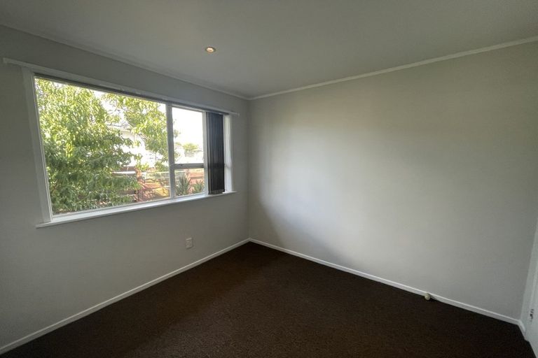Photo of property in 105 Mahia Road, Wattle Downs, Auckland, 2103