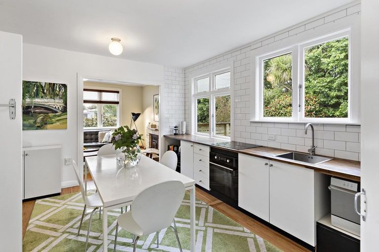 Photo of property in 41 Rhodes Street, Carterton, 5713