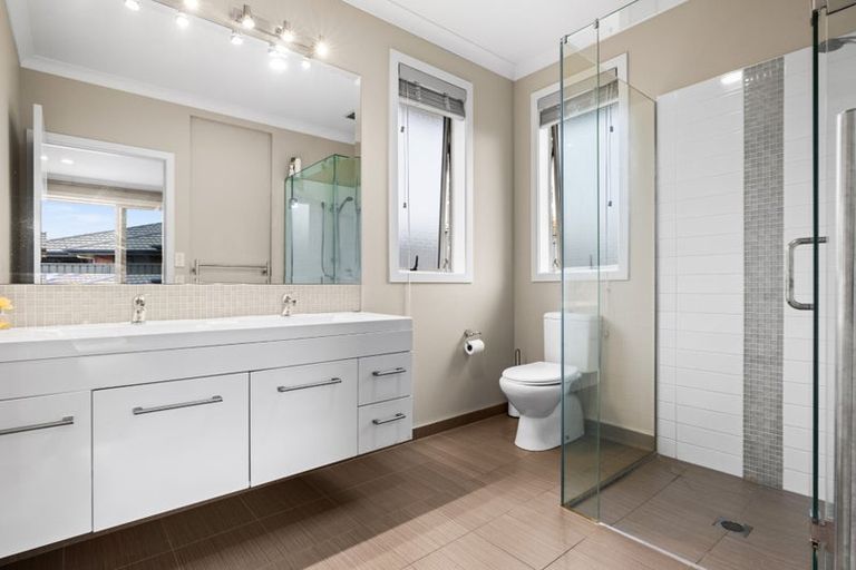 Photo of property in 44 Tasman Drive, Poraiti, Napier, 4112