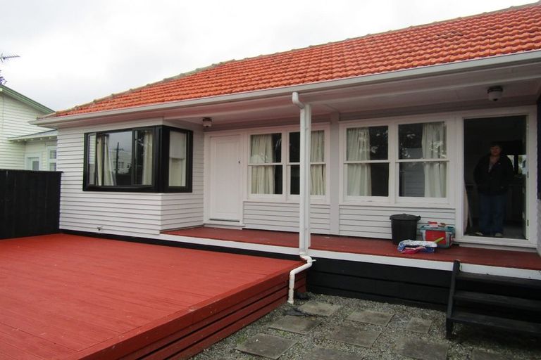 Photo of property in 56 Awamutu Grove, Waiwhetu, Lower Hutt, 5010