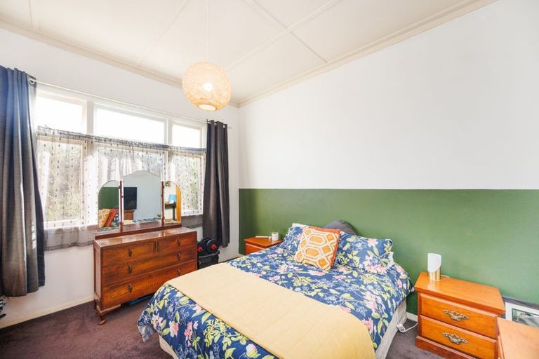 Photo of property in 1 Lytton Street, Feilding, 4702