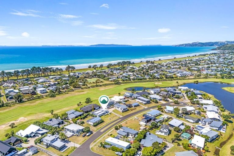 Photo of property in 147 The Fairway, Matarangi, Whitianga, 3592