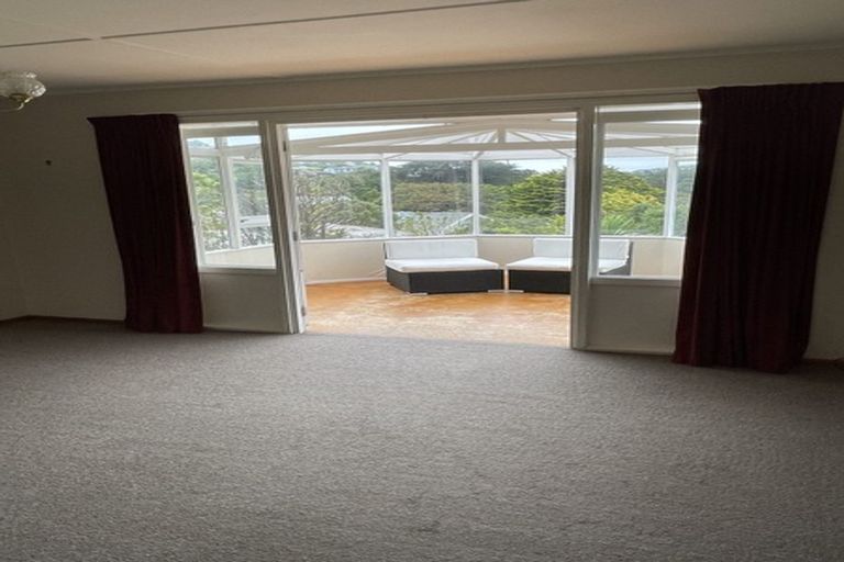 Photo of property in 31 Lynda Avenue, Paparangi, Wellington, 6037