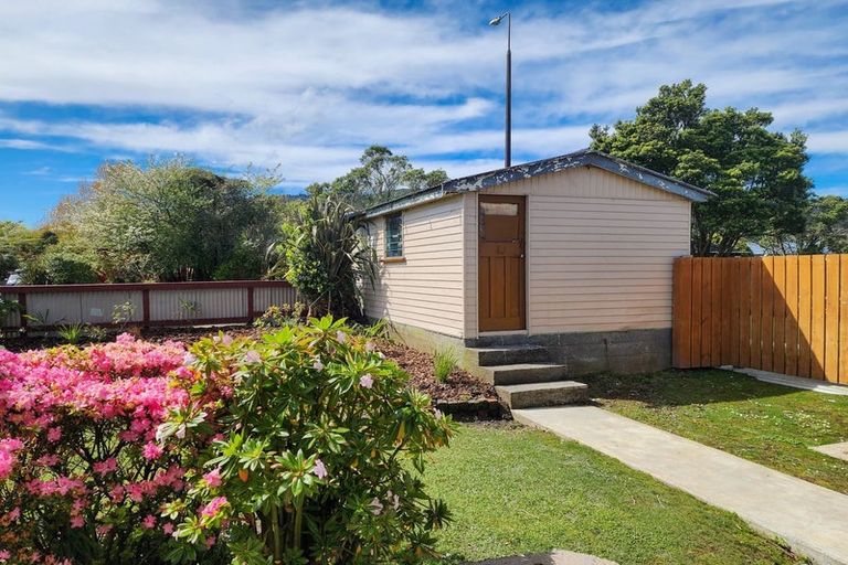 Photo of property in 42 Marsden Road, Greymouth, 7805
