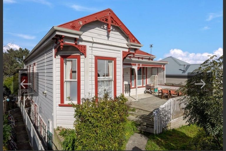 Photo of property in 2/24 West End Road, Herne Bay, Auckland, 1022