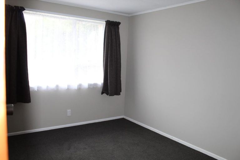 Photo of property in 17 Limbrick Street, Terrace End, Palmerston North, 4410
