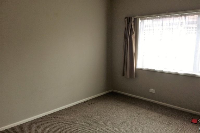 Photo of property in 43 Fitchett Street, Palmerston North, 4410