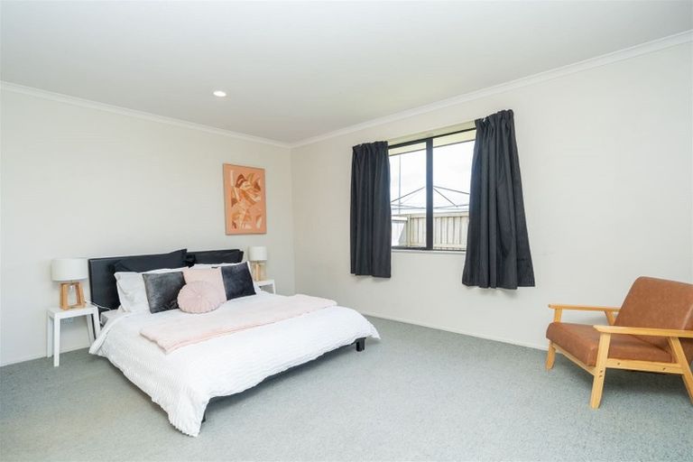 Photo of property in 7 Woodgreen Way, Hamilton East, Hamilton, 3216