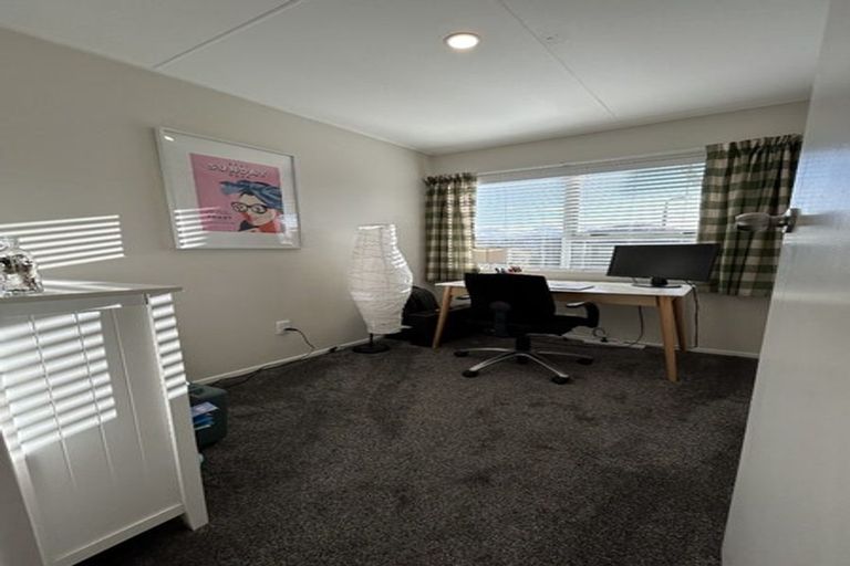 Photo of property in 17 Baillie Crescent, Carterton, 5713