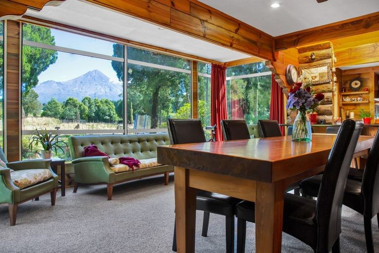 Photo of property in 922 Pembroke Road, Pembroke, Stratford, 4391