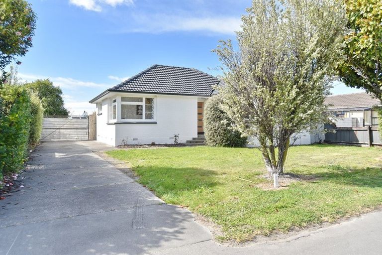 Photo of property in 51 Branston Street, Hornby, Christchurch, 8042