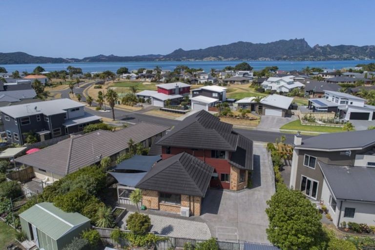 Photo of property in 22 Key West Drive, One Tree Point, 0118