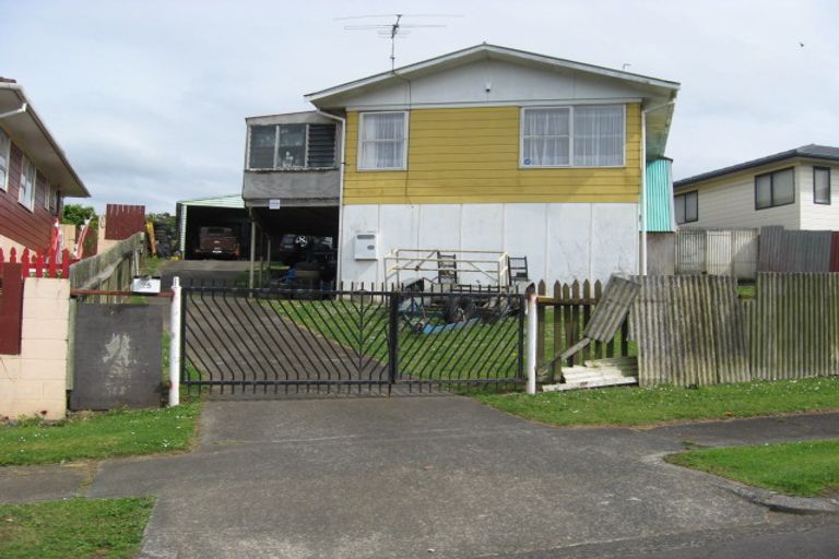 Photo of property in 25 Ilford Crescent, Mangere, Auckland, 2022