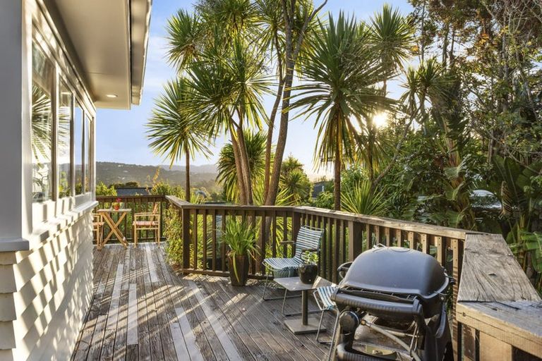 Photo of property in 235a Titirangi Road, Titirangi, Auckland, 0604