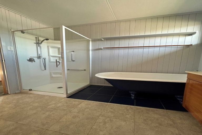 Photo of property in 31 Henare Street, West End, Palmerston North, 4412