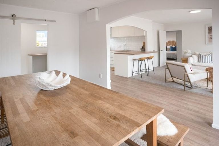 Photo of property in 3/83 Centreway Road, Orewa, 0931