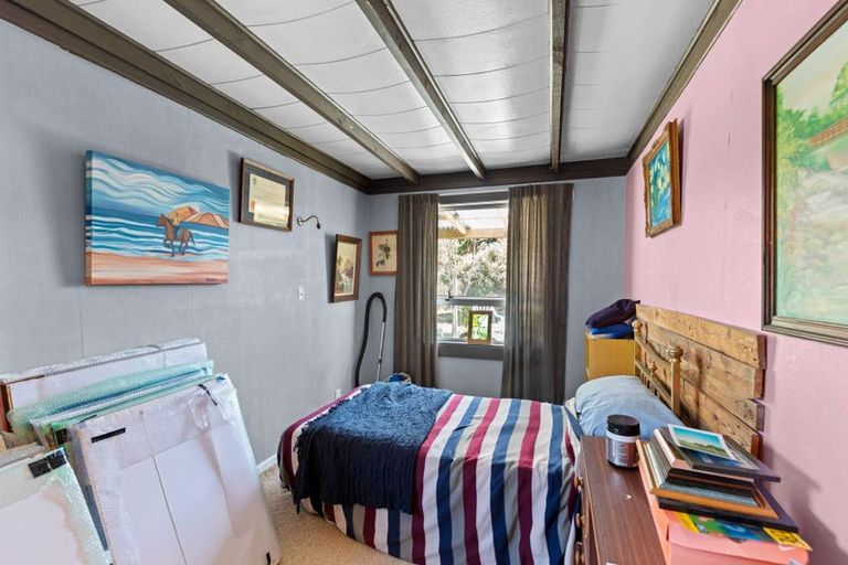 Photo of property in 13 Beach Street, Tangimoana, 4822