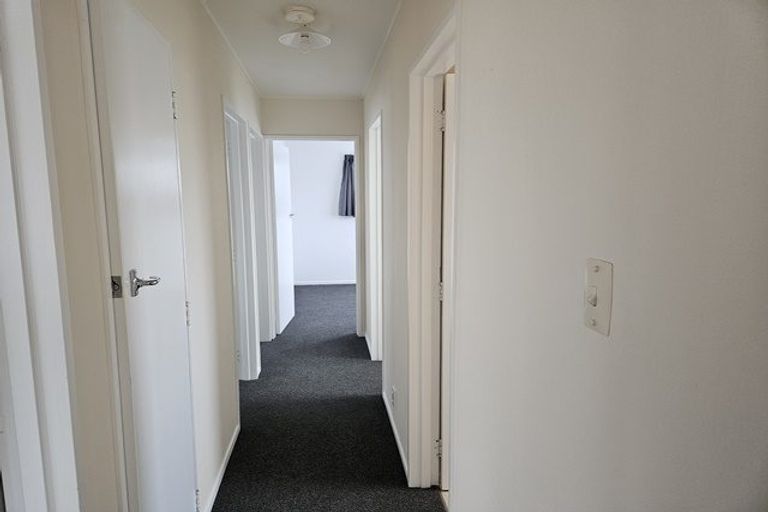 Photo of property in 39 Raglan Avenue, Cloverlea, Palmerston North, 4412