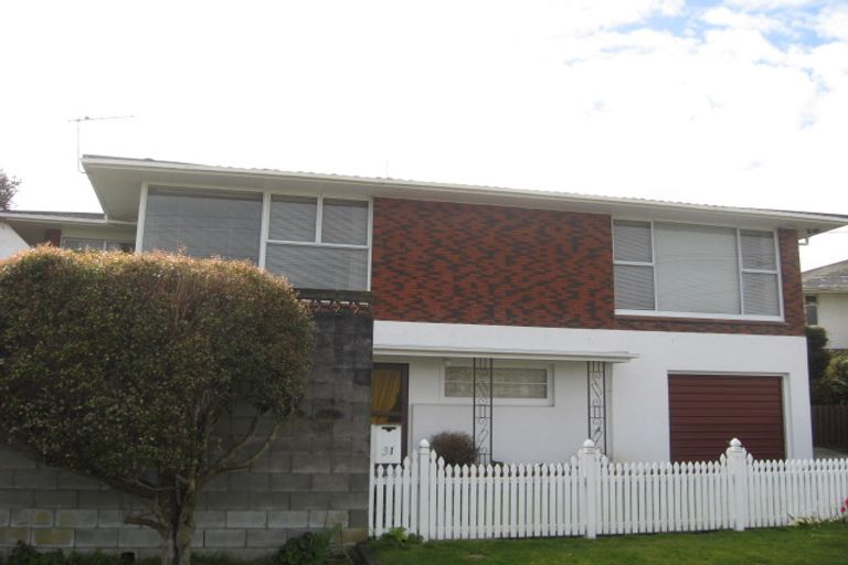 Photo of property in 31 Bayly Road, Moturoa, New Plymouth, 4310