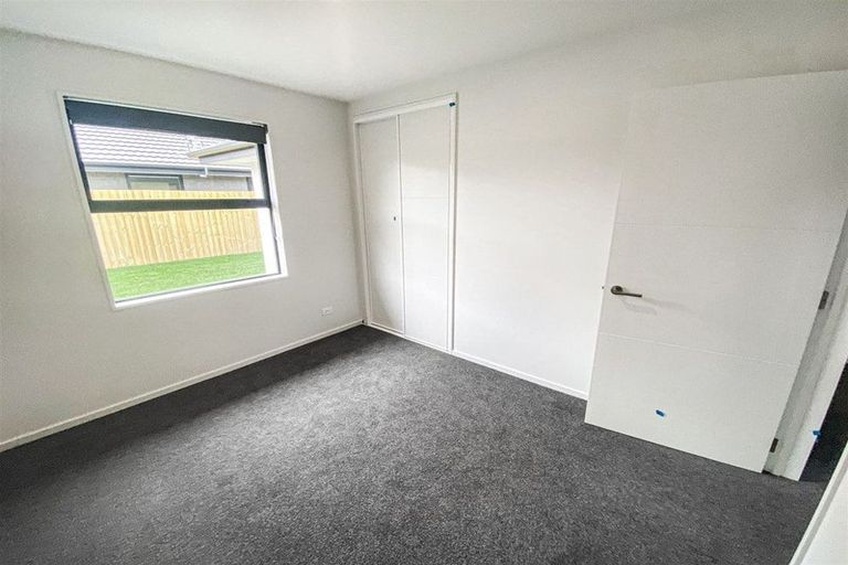 Photo of property in 20 Dallimore Drive, Belfast, Christchurch, 8051