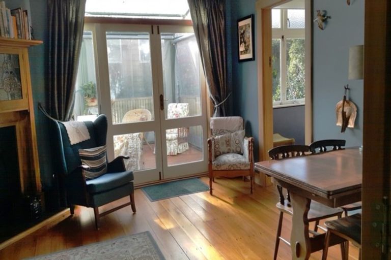 Photo of property in 23 Delhi Crescent, Khandallah, Wellington, 6035