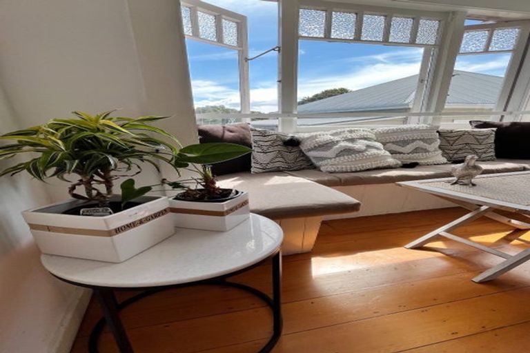 Photo of property in 2/24 West End Road, Herne Bay, Auckland, 1022