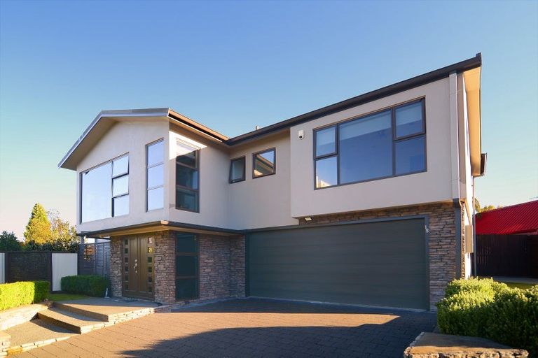 Photo of property in 15 Normand Place, Richmond Heights, Taupo, 3330