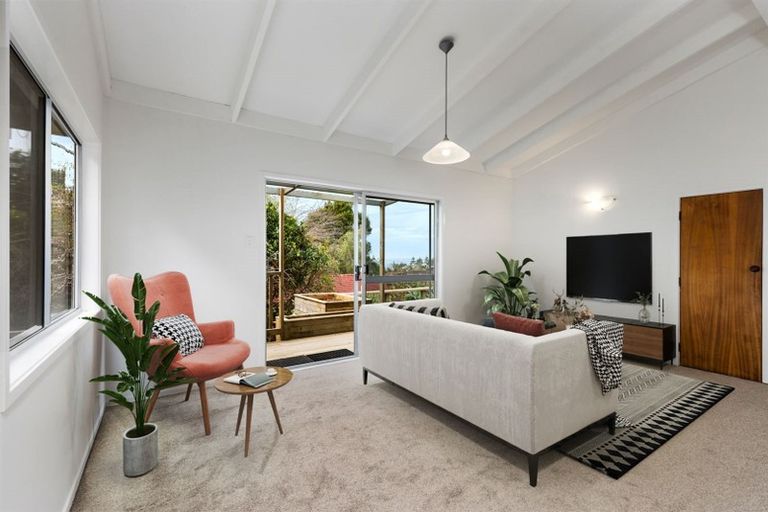 Photo of property in 2/61 Glamorgan Drive, Torbay, Auckland, 0630