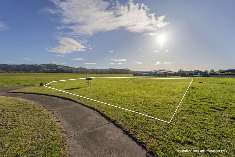 Photo of property in 6 Tango Way, Whitianga, 3510