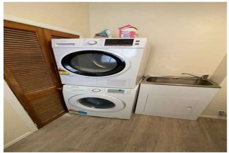Photo of property in 184 Queen Street, North Dunedin, Dunedin, 9016