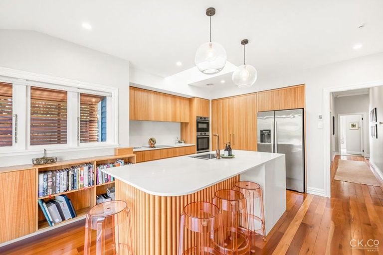 Photo of property in 49 Penrose Street, Woburn, Lower Hutt, 5010