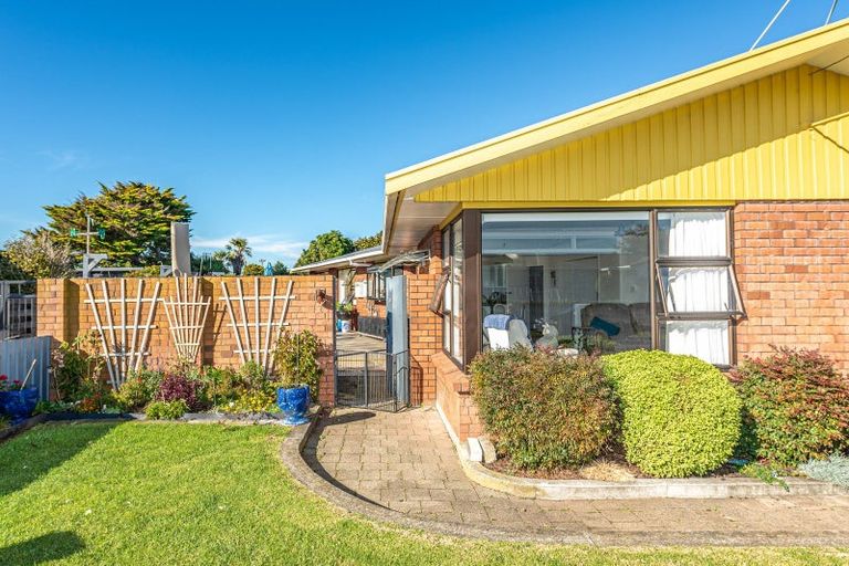 Photo of property in 7 Exeter Crescent, Springvale, Whanganui, 4501