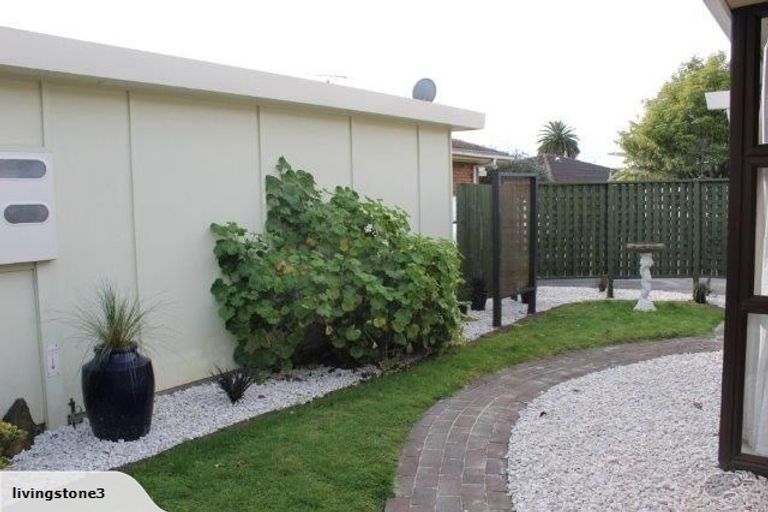 Photo of property in 2/111 Kolmar Road, Papatoetoe, Auckland, 2025