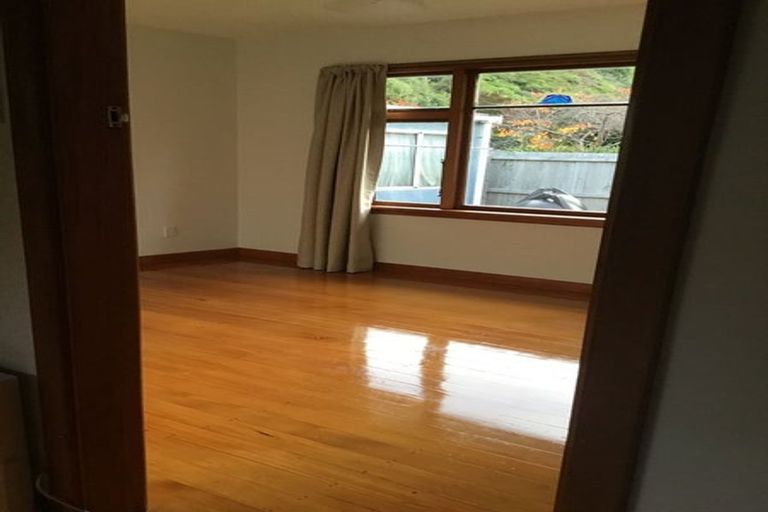 Photo of property in 2/102 Mccormacks Bay Road, Mount Pleasant, Christchurch, 8081