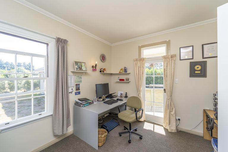 Photo of property in 69-71 Charles Street, Carterton, 5713