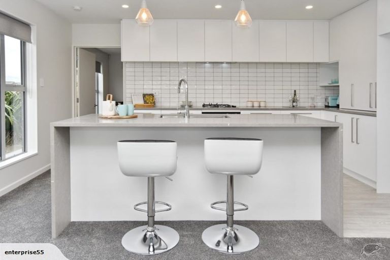 Photo of property in 18 Ardnave Lane, Broomfield, Christchurch, 8042