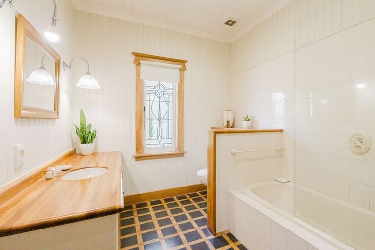 Photo of property in 627 Nelson Street North, Hastings, 4122