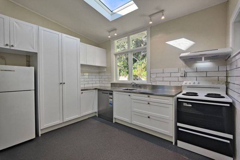 Photo of property in 51 Weld Street, Wadestown, Wellington, 6012