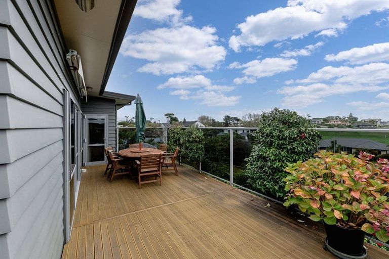 Photo of property in 11 Beckett Lane, Raumati Beach, Paraparaumu, 5032