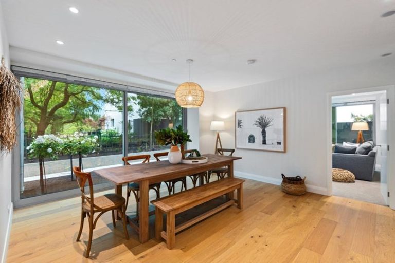 Photo of property in 28ag Carlton Mill Road, Merivale, Christchurch, 8014