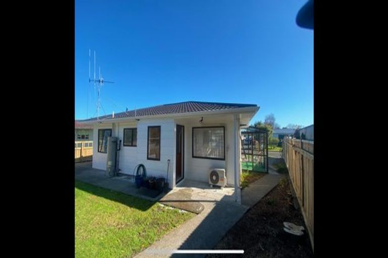 Photo of property in 3 Walker Crescent, Bulls, 4818