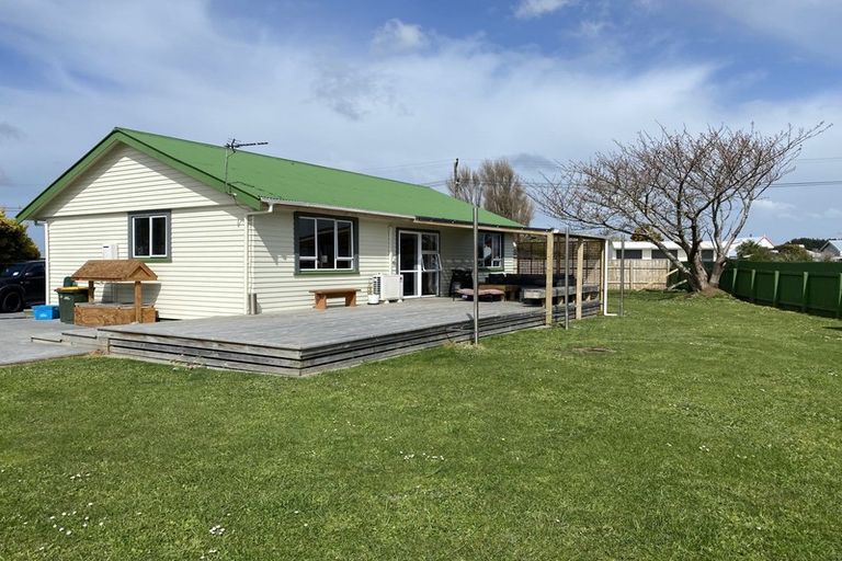 Photo of property in 15 Chute Street, Normanby, Hawera, 4614