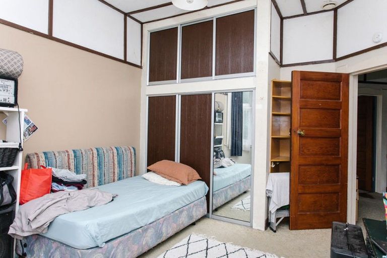 Photo of property in 49 Swinburn Street, Dannevirke, 4930