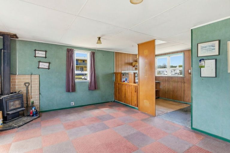 Photo of property in 7 Takitimu Street, Waitarere Beach, Levin, 5510