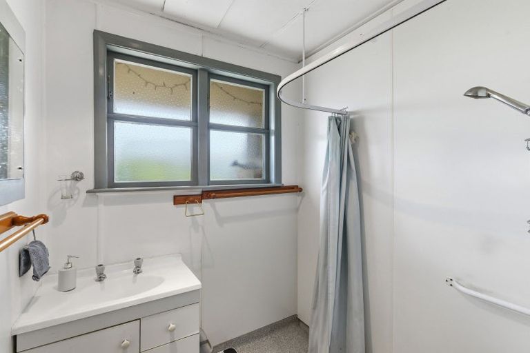 Photo of property in 6 Awatea Street, Levin, 5510