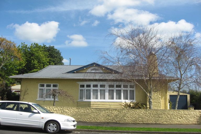 Photo of property in 26 Mount Edgcumbe Street, New Plymouth, 4310