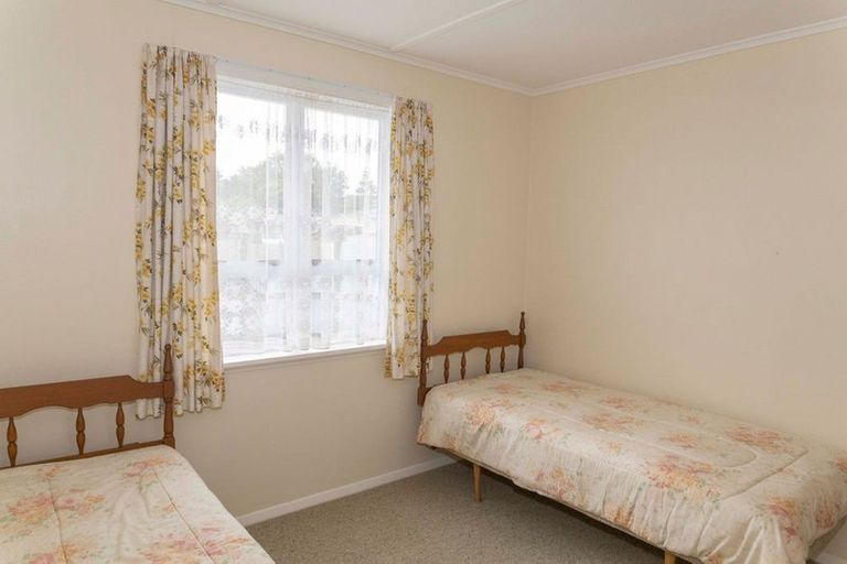 Photo of property in 72 Barraud Street, Dannevirke, 4930